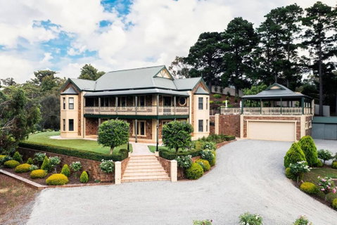 Sand Road Estate - QLD Tourism 1