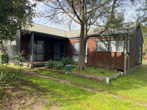 Sanders Beach House - Queensland Tourism 0