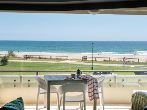 Sandrift Beachfront Apartments - QLD Tourism 2