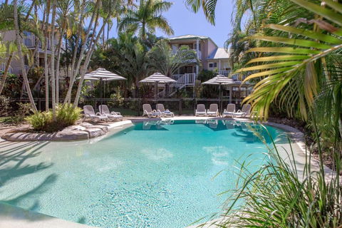 Sandy Beach Resort - QLD Tourism 0