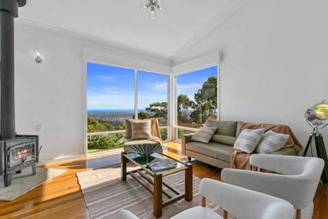 Sunset Estate In Mount Osmond - QLD Tourism 0