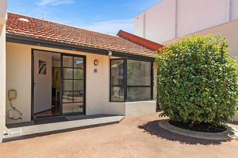 Swan River Applecross Heathcote Park 1BR Villa - QLD Tourism 0
