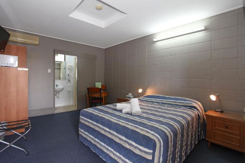 Tandara Hotel Motel - Queensland Tourism 0