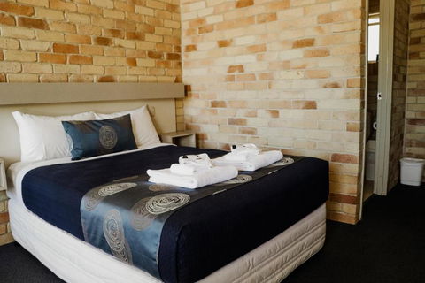 The Australian Hotel St George - Queensland Tourism 1