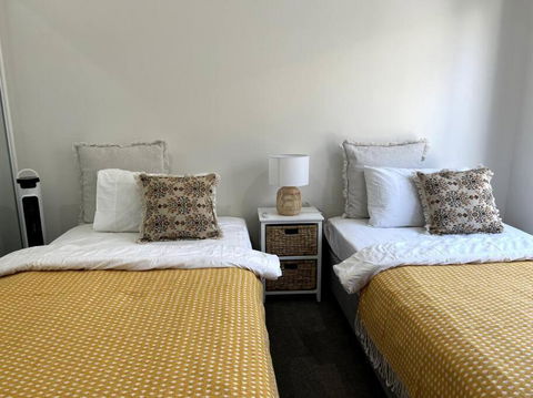 The Cosy Cottage - QLD Tourism 2