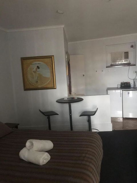 The Flinders Hotel Motel Port Augusta - Queensland Tourism 3