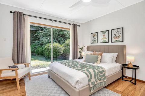 The Glenalvie - Sprawling Serenity In Adelaide Hills - Queensland Tourism 0