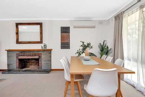 The Glenalvie - Sprawling Serenity In Adelaide Hills - Queensland Tourism 3