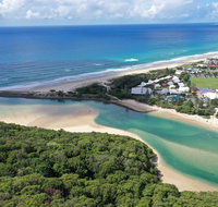 Beachside Bliss - QLD Tourism