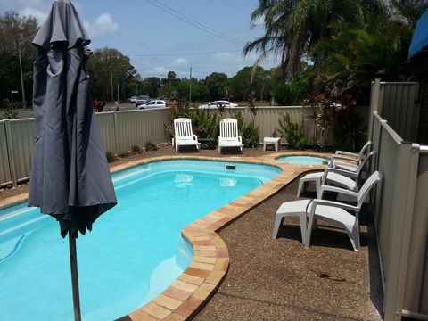 Beachside Motor Inn - Queensland Tourism 1