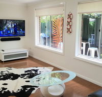 Beachside Villa Ettalong Beach - QLD Tourism