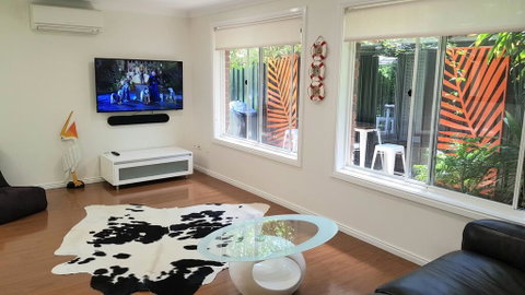 Beachside Villa Ettalong Beach - QLD Tourism 0