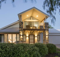 Beachstone - Stylish Spacious Home Opposite Beach and Close to Town - Queensland Tourism