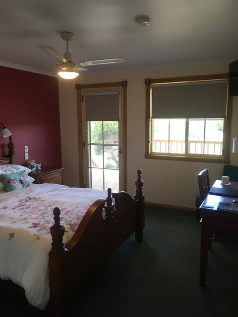 Beaumaris Beach Guest House - Queensland Tourism 1