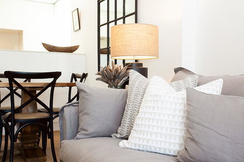 BELLEVUE BEAUTY - Hosted By: L'Abode Accommodation - QLD Tourism 3