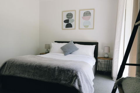 Bells Beach Cottages - QLD Tourism 2