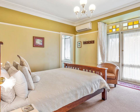 Bethany Manor Bed & Breakfast - QLD Tourism 1