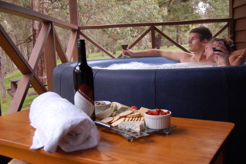 Beyonderup Falls Adult Retreat - QLD Tourism 3