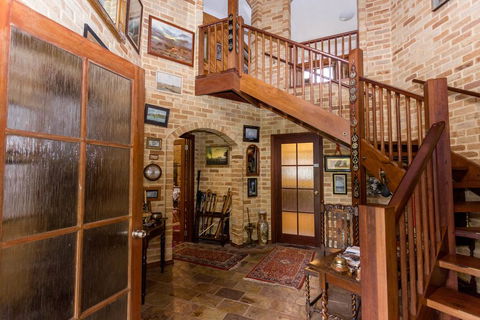 Big Grove Bed & Breakfast - Queensland Tourism 2
