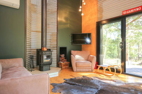 Black Mamba House - Queensland Tourism 3