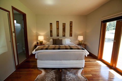 Blair Athol Estate Wollombi - QLD Tourism 1