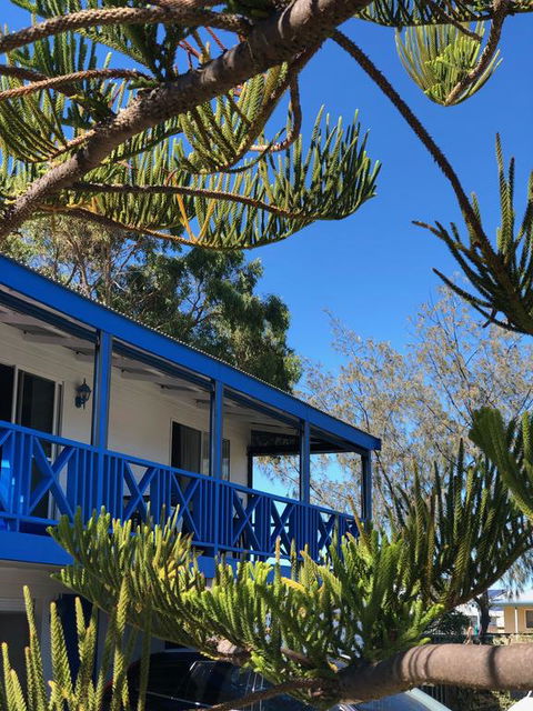 Blue Sky Escapes Beach House Ledge Point - QLD Tourism 0