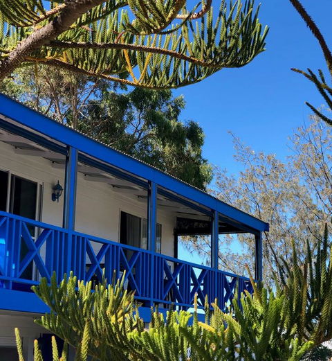 Blue Sky Escapes Beach House Ledge Point - QLD Tourism 3