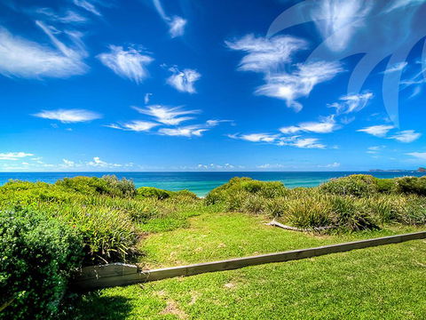 Blueys Bliss 2 - QLD Tourism 0