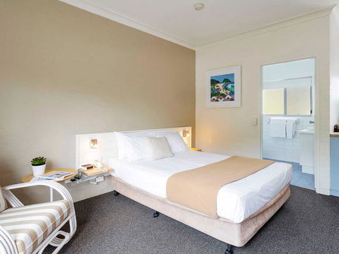 Blueys Motel - QLD Tourism 2