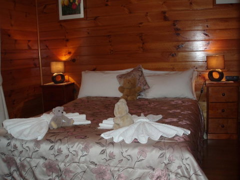 Boat Harbour Garden Cottages - QLD Tourism 2