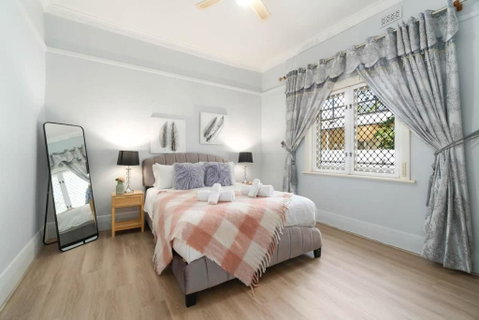 The Newly Renovated - Maylands Vacation Home - QLD Tourism 1