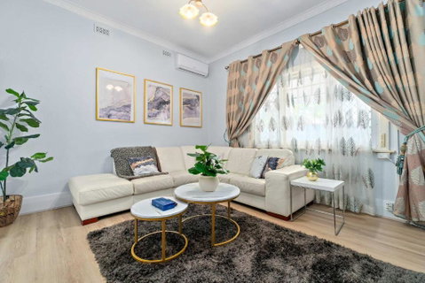 The Newly Renovated - Maylands Vacation Home - QLD Tourism 2
