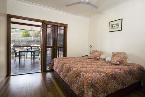 The Summit Bed & Breakfast - Queensland Tourism 1
