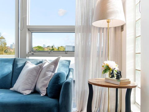 XQ Collection La Casa De Frida - Modern Studio With Balcony - QLD Tourism 0