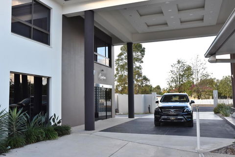 Western Downs Motor Inn - QLD Tourism 1