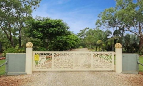 Almost Off Grid Tranquillity - Queensland Tourism 2