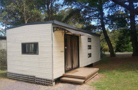 Zeehan Bush Camp - QLD Tourism 0