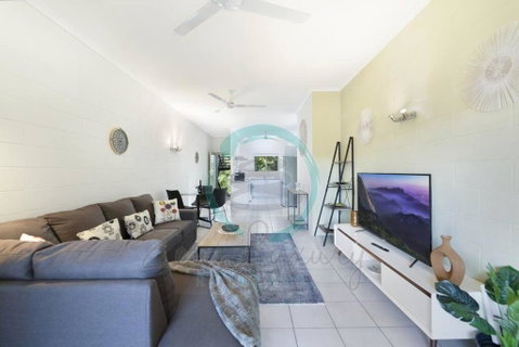 ZEN Westralia: 2-BR Cozy Inner-City Apt Near Shops - QLD Tourism 0