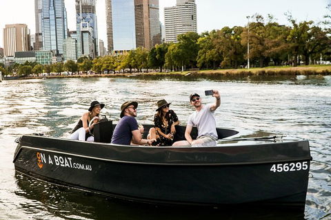 2-Hour Boat Rental In Melbourne - QLD Tourism 1