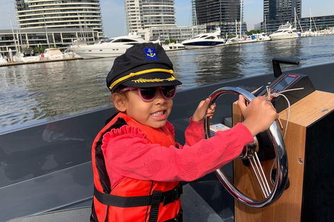 2-Hour Boat Rental In Melbourne - QLD Tourism 4