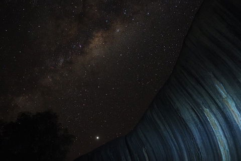 Wave Rock, Wild Flowers And Astro Photography - Queensland Tourism 3
