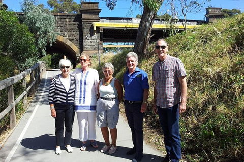 Melbourne City Tour: Lifestyle Of The Rich And Famous - QLD Tourism 1