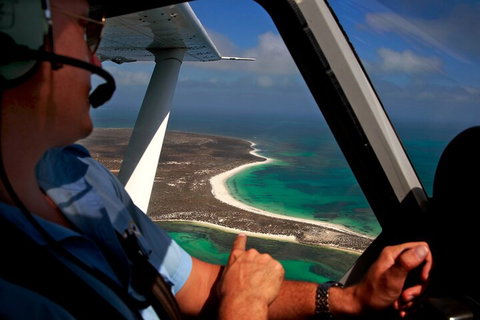 Shipwreck Special Full Day Tour Of The Abrolhos Islands - QLD Tourism 0