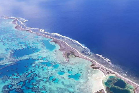 Abrolhos Islands Fixed-Wing Scenic Flight - QLD Tourism 5