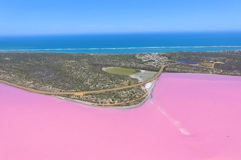 70-minute Pink Lake Scenic Flight - Queensland Tourism 2