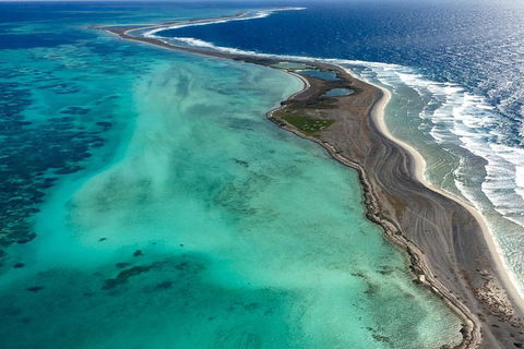 Pink Lake + Abrolhos Islands Scenic Flight - Queensland Tourism 3