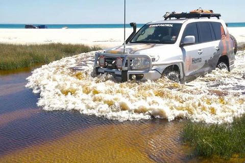 Full-Day Moreton Island 4x4 Sightseeing Tour - QLD Tourism 0