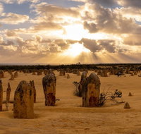 Pinnacle Desert Sunset and Night-time Stargazing Tour from Perth - QLD Tourism