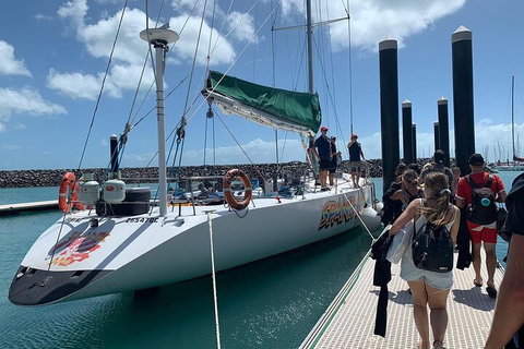 2-Night Whitsundays Sailing Cruise Incl. Whitehaven Beach & Great Barrier Reef - Queensland Tourism 0