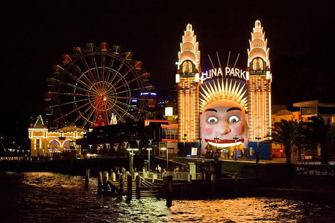 Sydney By Night - Private Luxury Night Tour - QLD Tourism 1